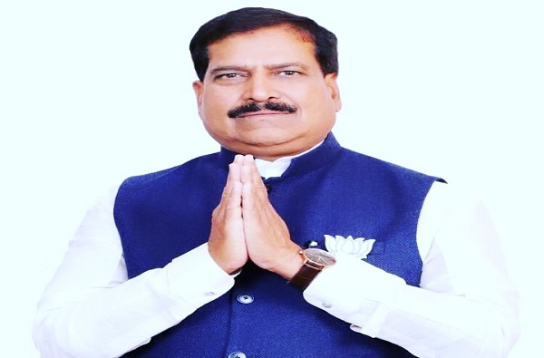 Mos Railways Suresh Angadi dies of Coronavirus