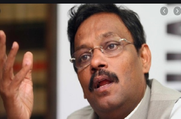 Vinod Tawde get chance into national Politics Tawde made in charge of BJP in Haryana