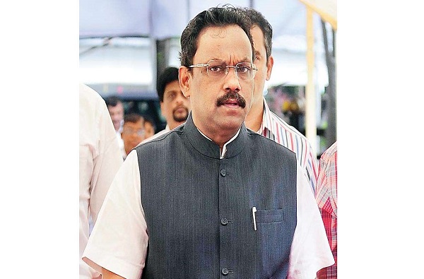 Vinod Tawde get chance into national Politics Tawde made in charge of BJP in Haryana