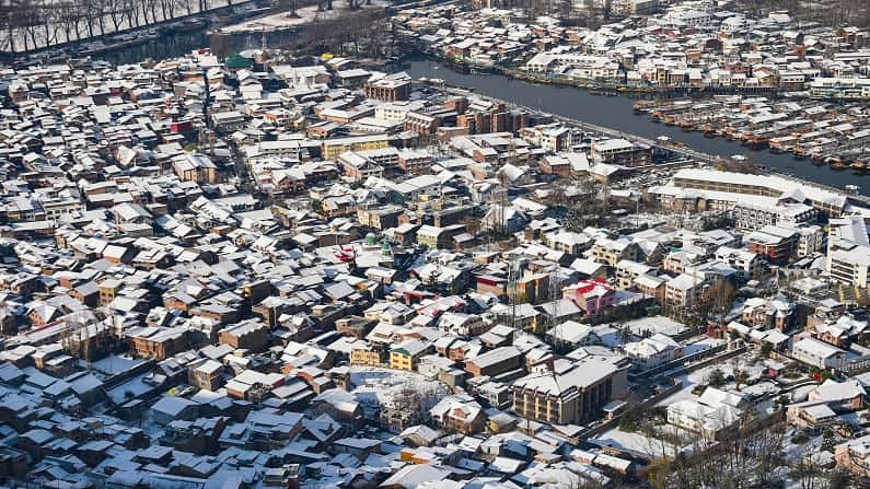 Srinagar snow-min