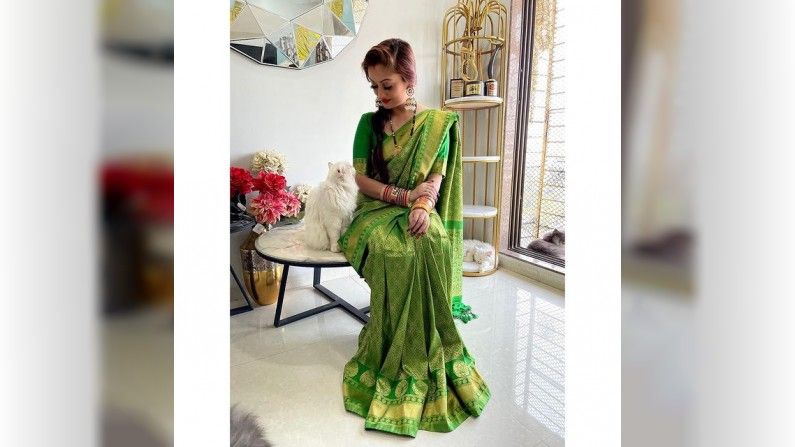 Manasi Naik, Photo