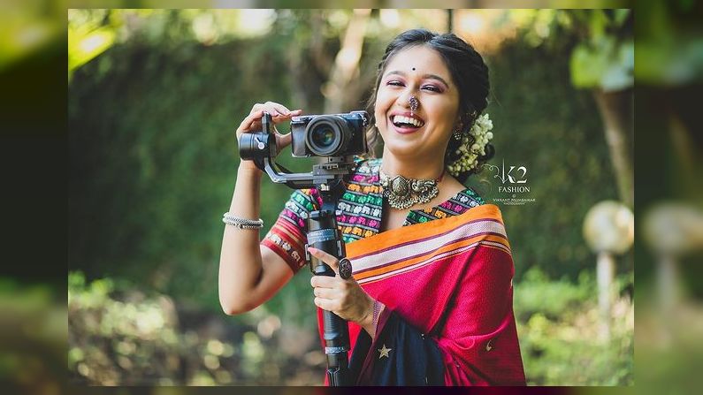 Gautami Deshpande, Photo
