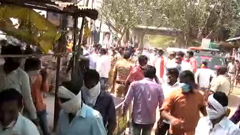 Sanjay Rathod supporter mob 2