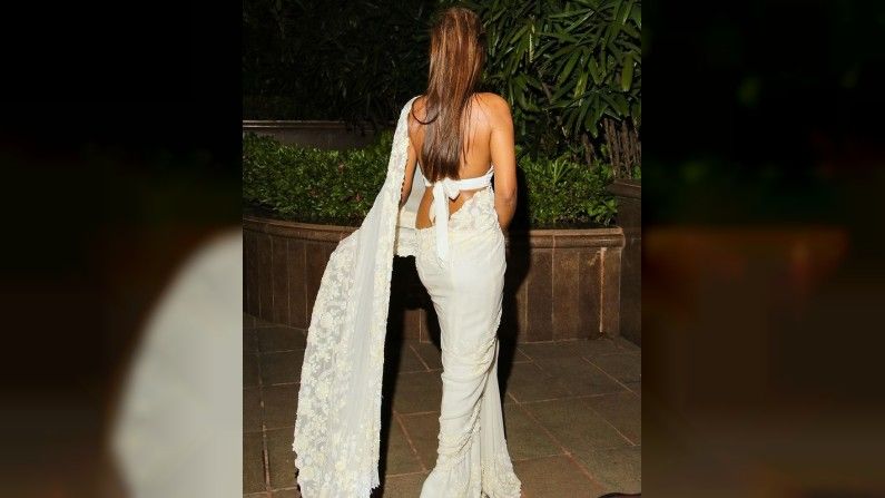 Nia Sharma,Photo