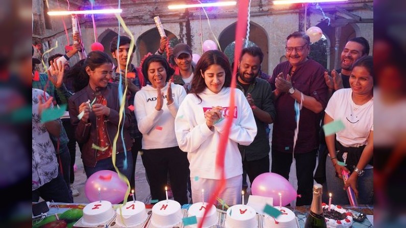 Janhavi Kapoor, Photo