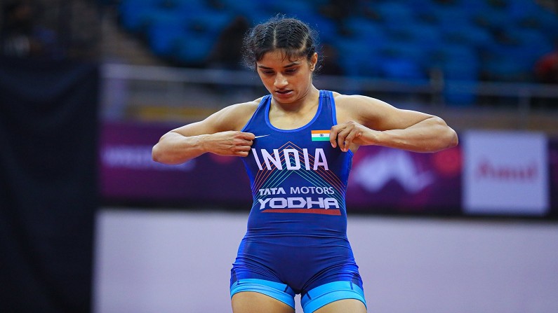 indian wrestler, indian wrestler Vinesh Phogat, Vinesh Phogat win golden medel, matteo pelican wrestling competition, Diana Mary Helen WEICKER