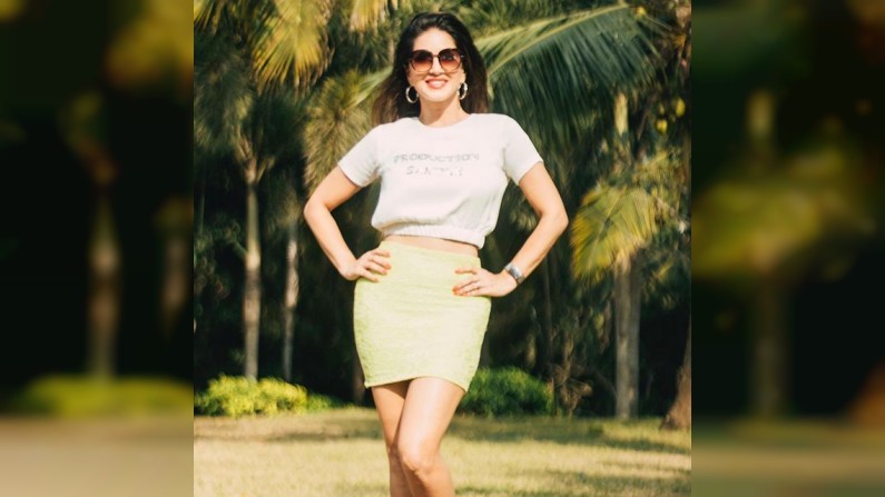 Sunny Leone Photo