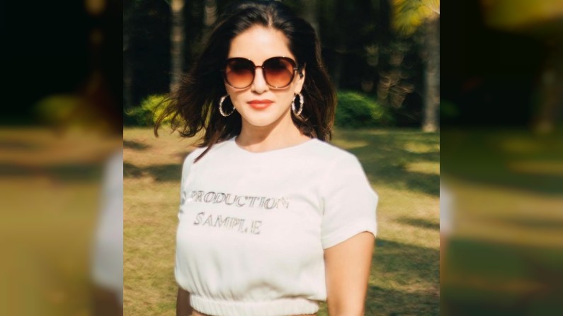 Sunny Leone Photo