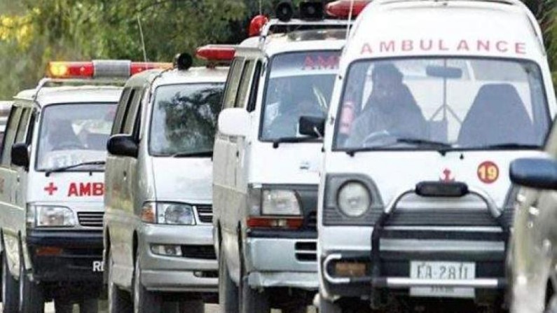 IIT Bombay students starts HelpNow service to provide ambulance in Mumbai and Pune