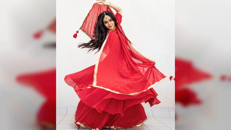 Amruta Khanvilkar