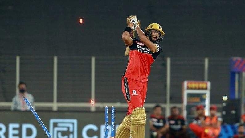Devdutt Padikkal, Nitish rana, Axar Patel, Daniel Sams, Varun Chakravarthy, sandeep warrier, ipl, ipl 2021, corona in ipl 2021, ipl in india, corona positive player in ipl 2021,