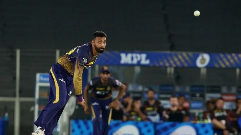 Devdutt Padikkal, Nitish rana, Axar Patel, Daniel Sams, Varun Chakravarthy, sandeep warrier, ipl, ipl 2021, corona in ipl 2021, ipl in india, corona positive player in ipl 2021,