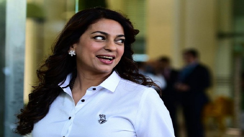Juhi Chawla daughter janhavi Will Enter Bollywood debut