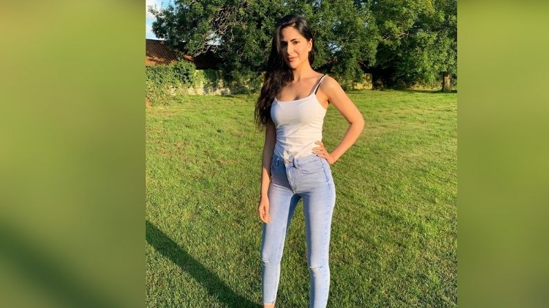 Alina Rai Kaitraina Kaif Lookalike