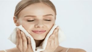 चेहऱ्यावरील टॅनिंग काढण्यासाठी ‘हे’ फेसपॅक नक्की ट्राय करा !