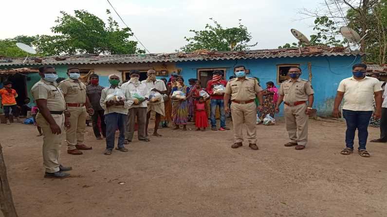 Raigad Police Helping hands