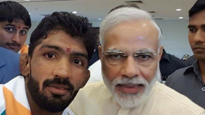 chetan chauhan, navjot singh sidhu, Mohammad Azharuddin, Mohammad Kaif, vijender singh, Rajyavardhan Rathod, Gautam Gambhir, Yogeshwar Dutt, Manoj Tiwary, Sandeep Singh, Sports, Politics,