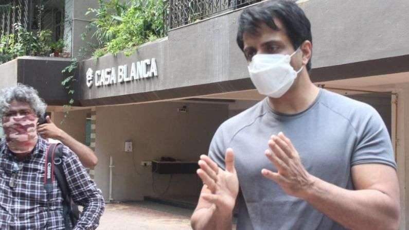 Sonu Sood Helping people