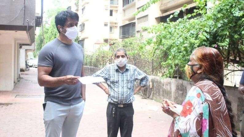 Sonu Sood Helping people