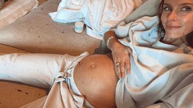 australian Player Pat Cummins pregnant Girlfriend Flaunts baby bump