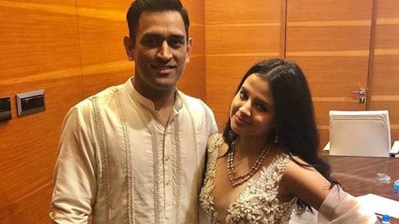 Dhoni couple-